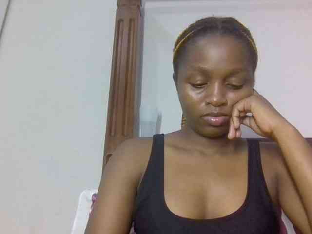 Sweetnaughtyprincess webcam