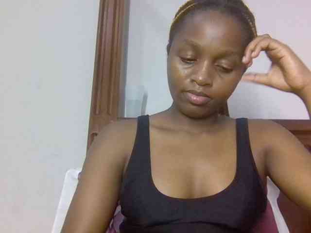 Sweetnaughtyprincess webcam