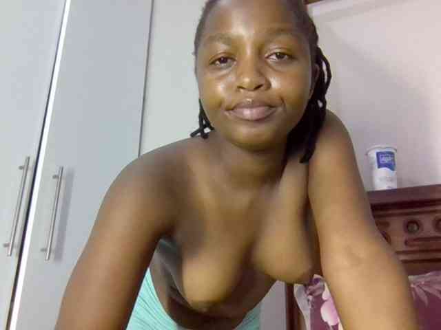 Sweetnaughtyprincess webcam