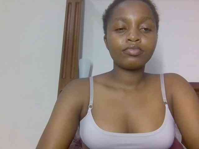 Sweetnaughtyprincess webcam