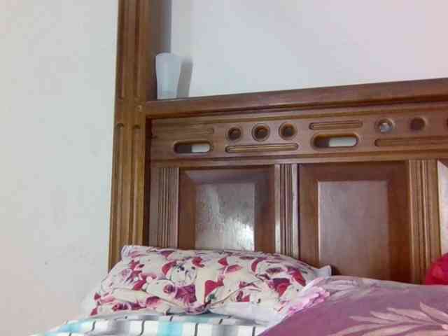 Sweetnaughtyprincess webcam