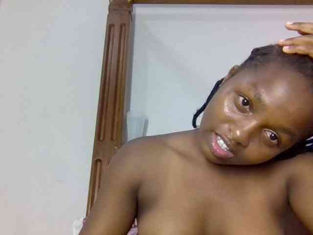 Sweetnaughtyprincess webcam