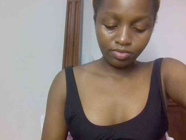 Sweetnaughtyprincess webcam