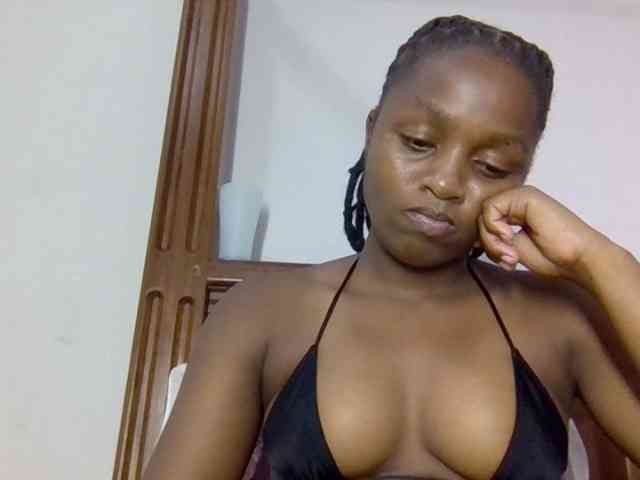 Sweetnaughtyprincess webcam