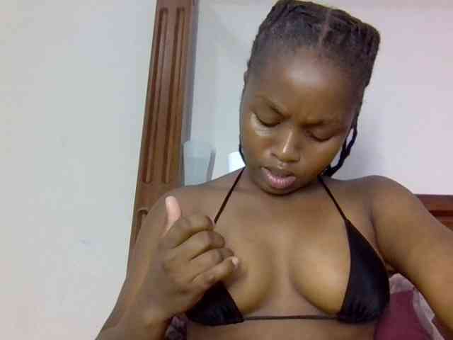 Sweetnaughtyprincess webcam