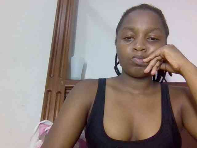 Sweetnaughtyprincess webcam