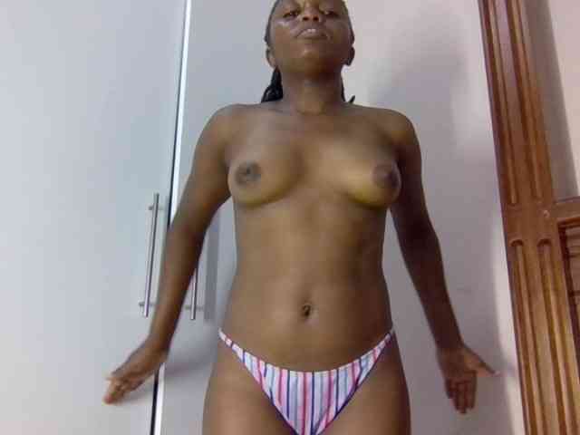 Sweetnaughtyprincess webcam