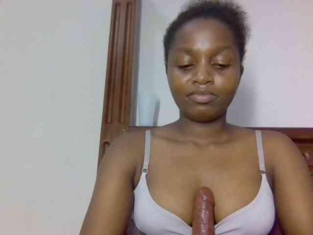 Sweetnaughtyprincess webcam