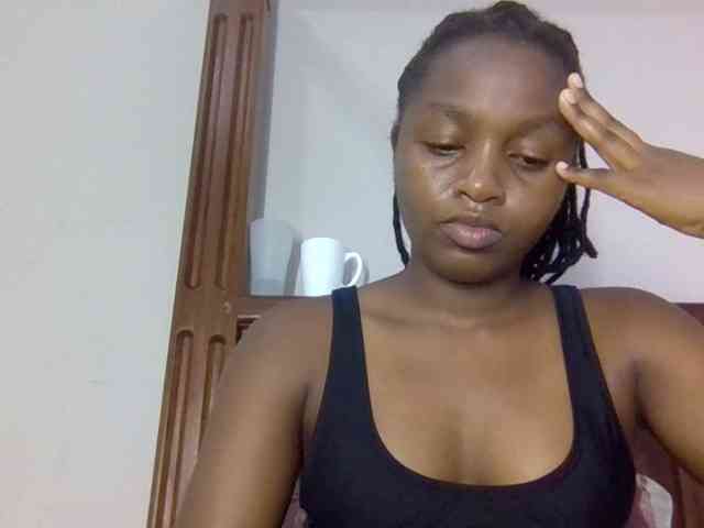 Sweetnaughtyprincess webcam