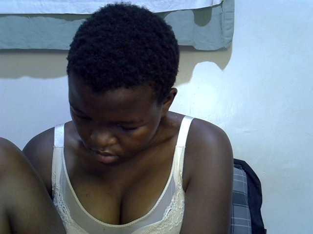 pretty-desire from BongaCams is Freechat