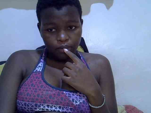 pretty-desire webcam