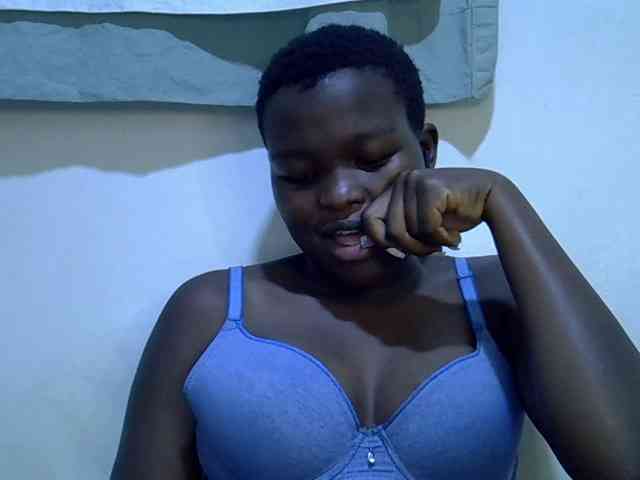 pretty-desire webcam