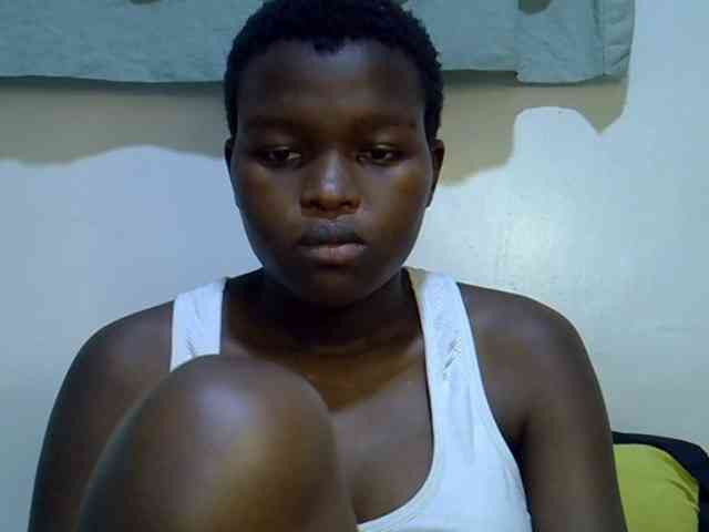 pretty-desire Live Webcam on BongaCams