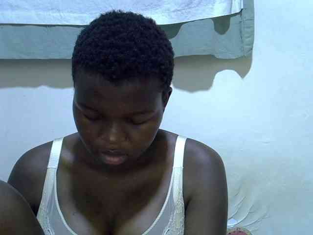 pretty-desire webcam