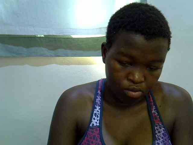 pretty-desire Live Webcam on BongaCams