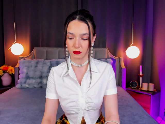 AvaCassidy's BongaCams show and profile