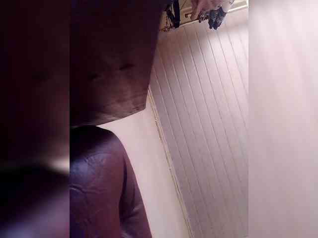 Littleslutdiva webcam