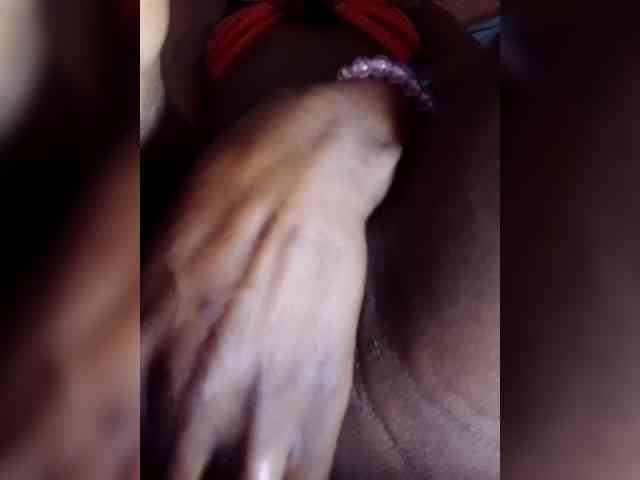 Littleslutdiva webcam