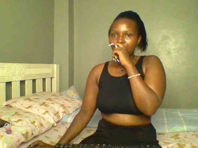 Littleslutdiva webcam