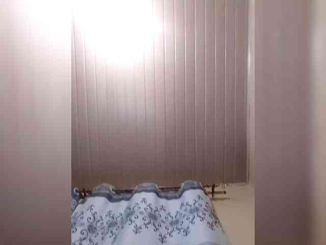 Littleslutdiva webcam