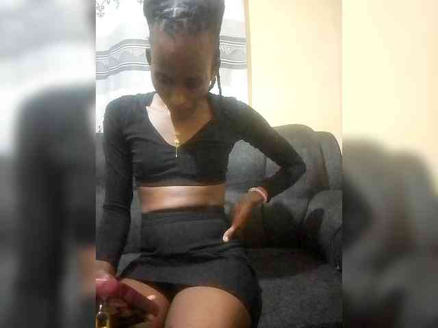 Littleslutdiva webcam