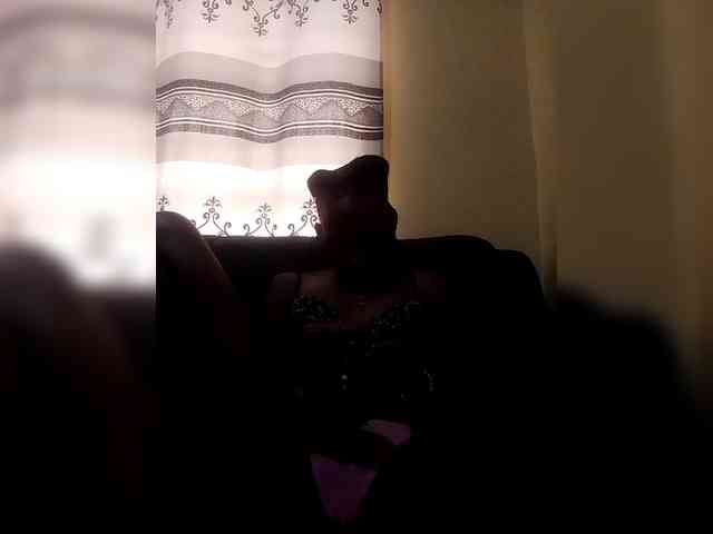 Littleslutdiva webcam