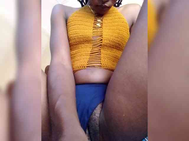 Littleslutdiva webcam