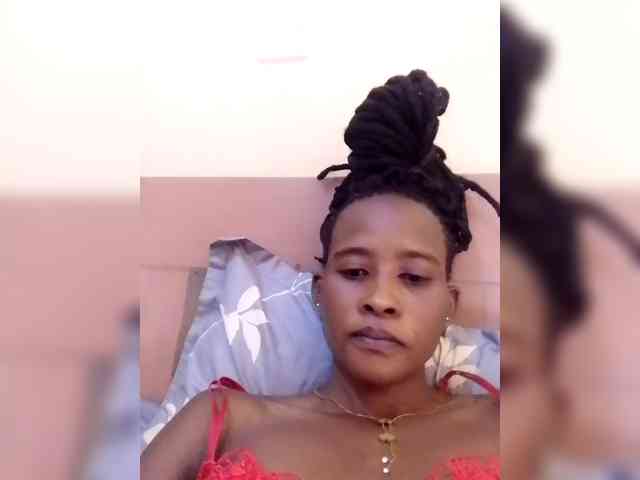 Littleslutdiva webcam