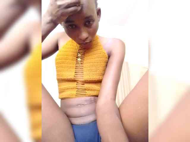 Littleslutdiva webcam