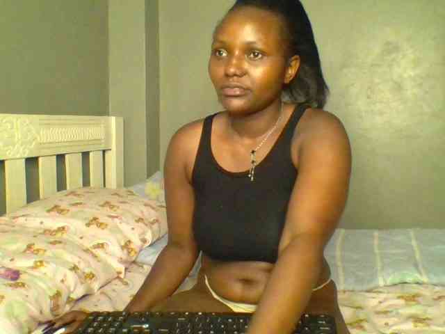 Littleslutdiva webcam