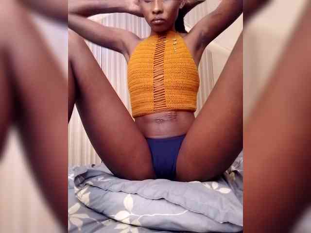 Littleslutdiva webcam