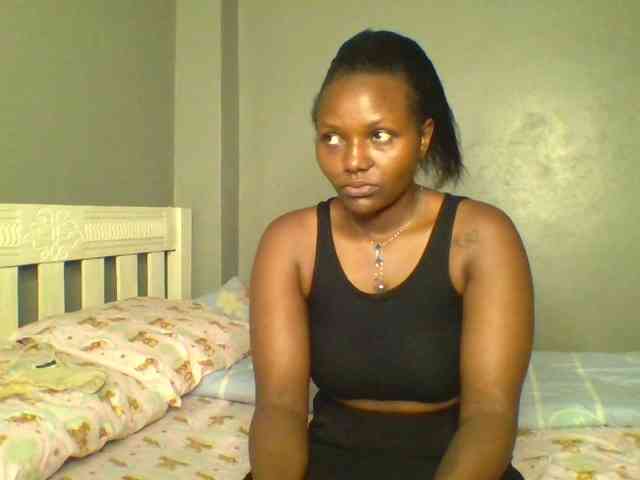 Littleslutdiva webcam