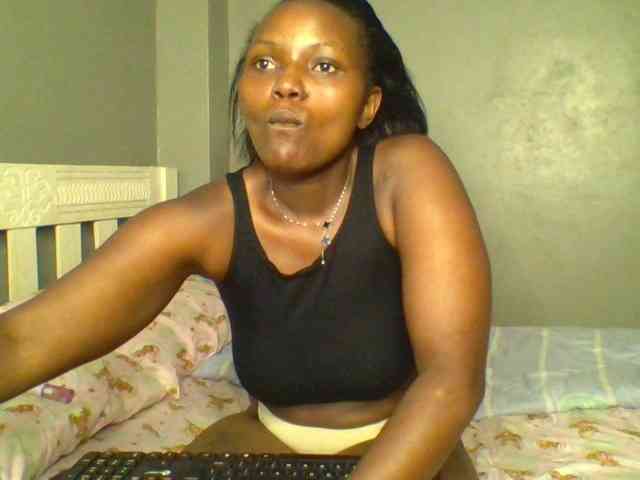 Littleslutdiva webcam