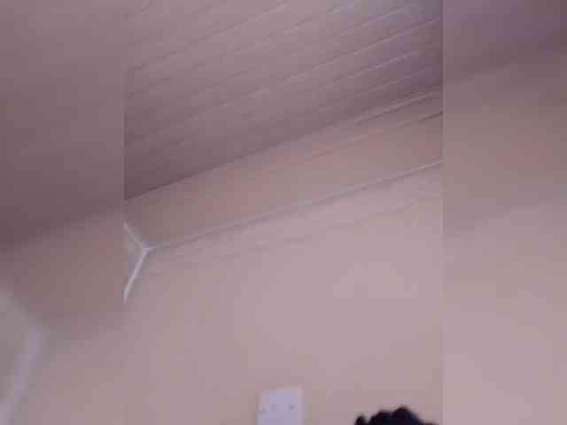 Littleslutdiva webcam