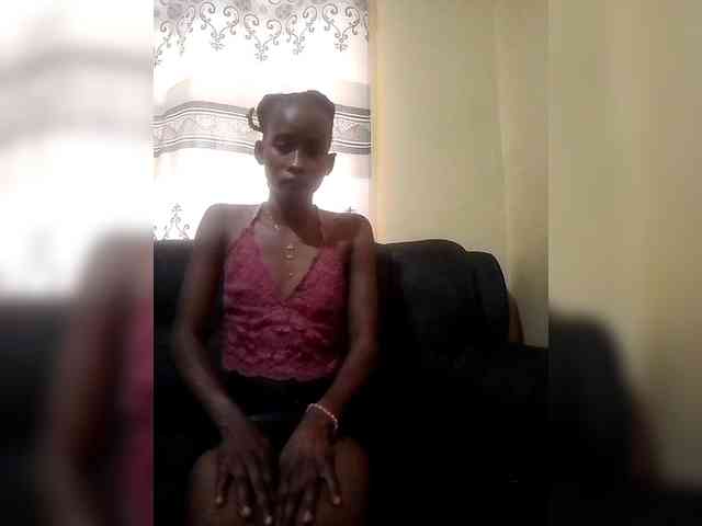 Littleslutdiva webcam