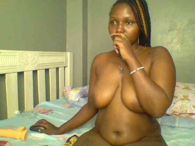 Littleslutdiva webcam