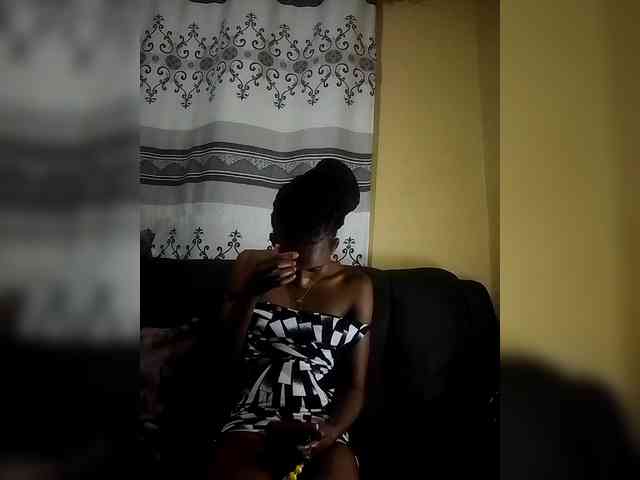 Littleslutdiva webcam