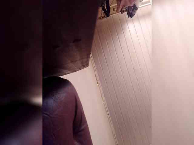 Littleslutdiva webcam