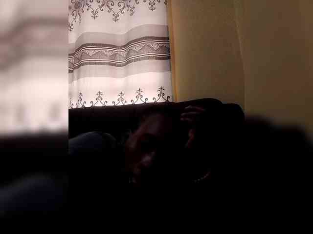 Littleslutdiva webcam