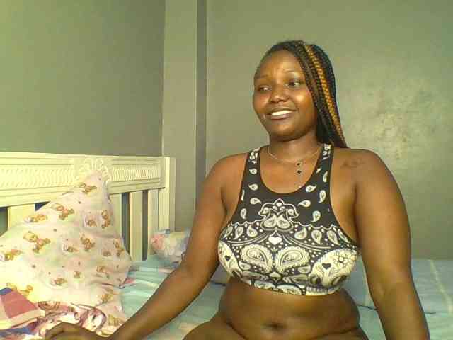 Littleslutdiva webcam