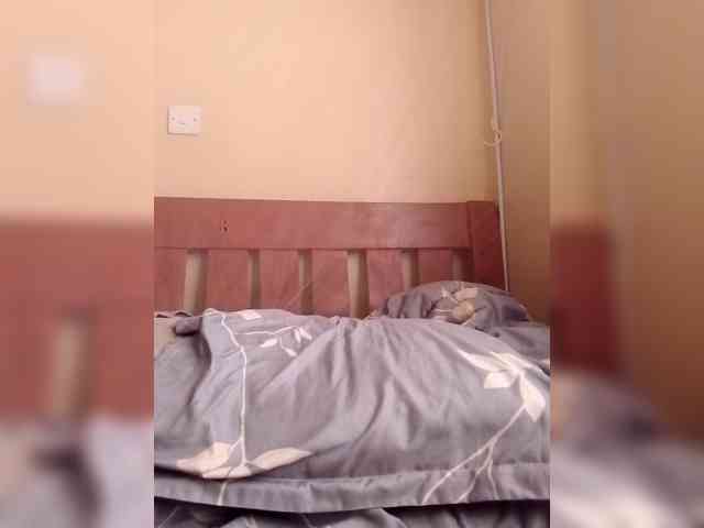 Littleslutdiva webcam