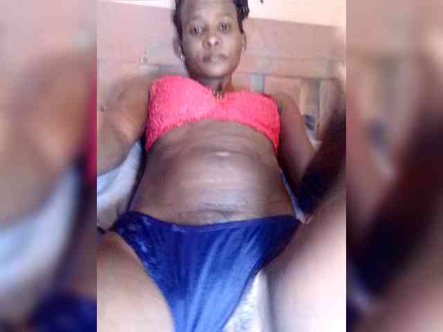 Littleslutdiva webcam