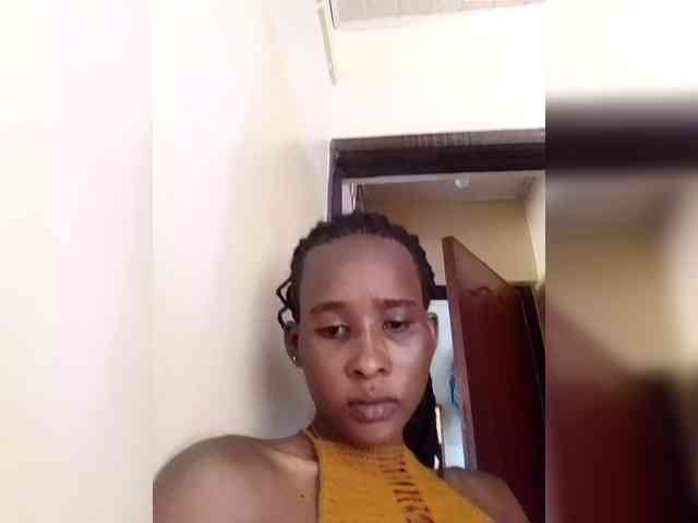 Littleslutdiva webcam