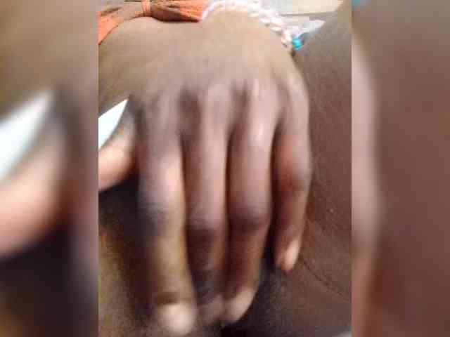 Littleslutdiva webcam