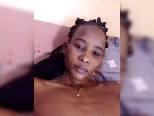 Littleslutdiva webcam