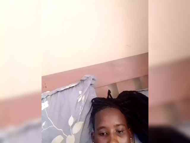 Littleslutdiva webcam