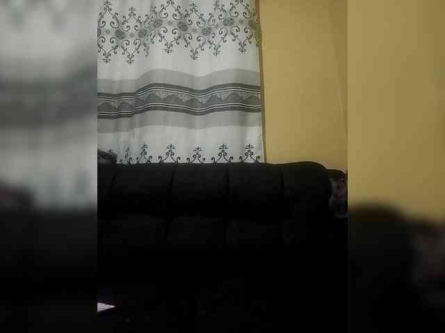 Littleslutdiva webcam