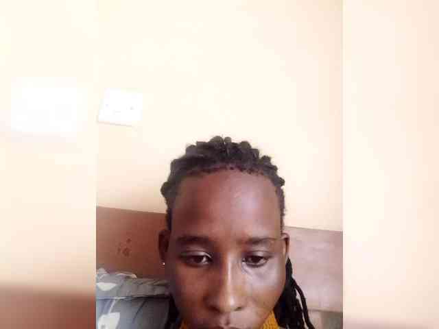 Littleslutdiva webcam