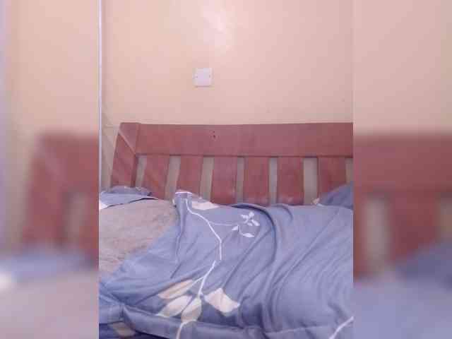 Littleslutdiva webcam