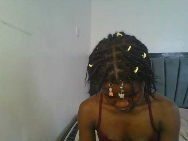 Kinkyaria's BongaCams show and profile